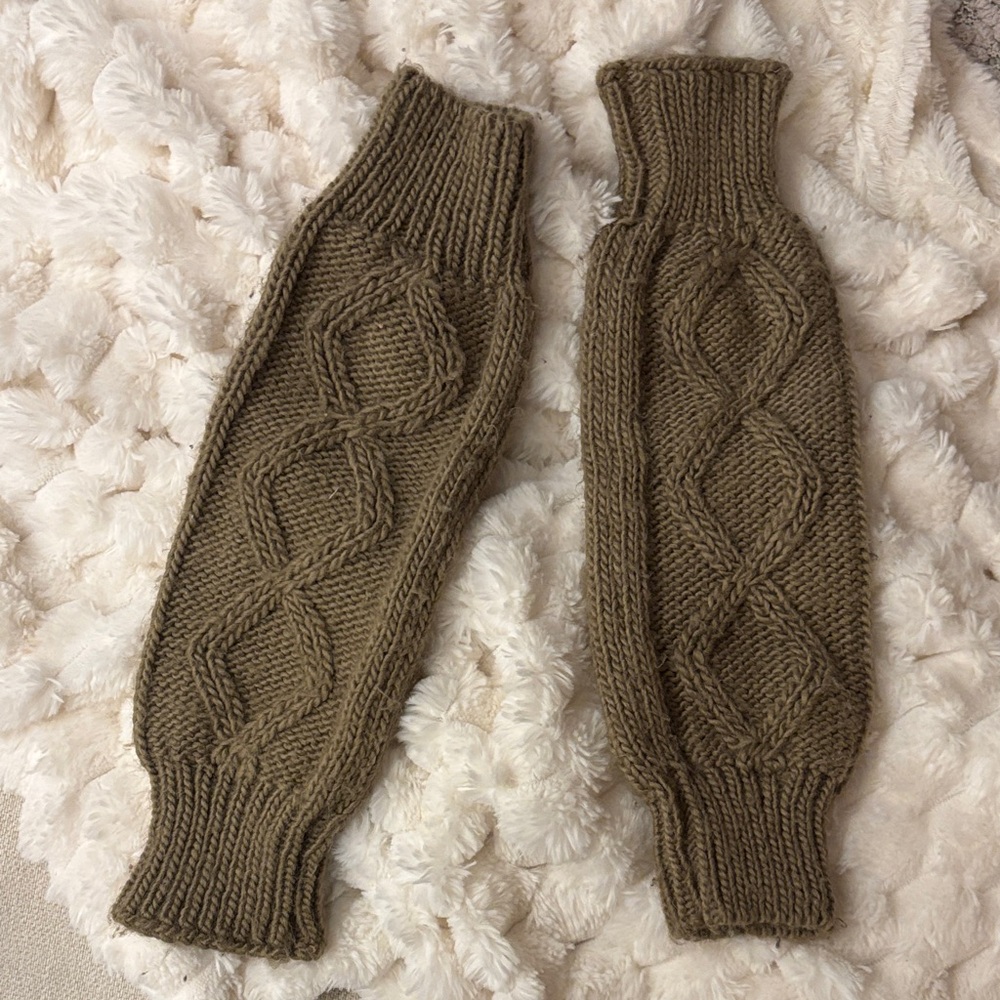 Cable Knit leg warmers